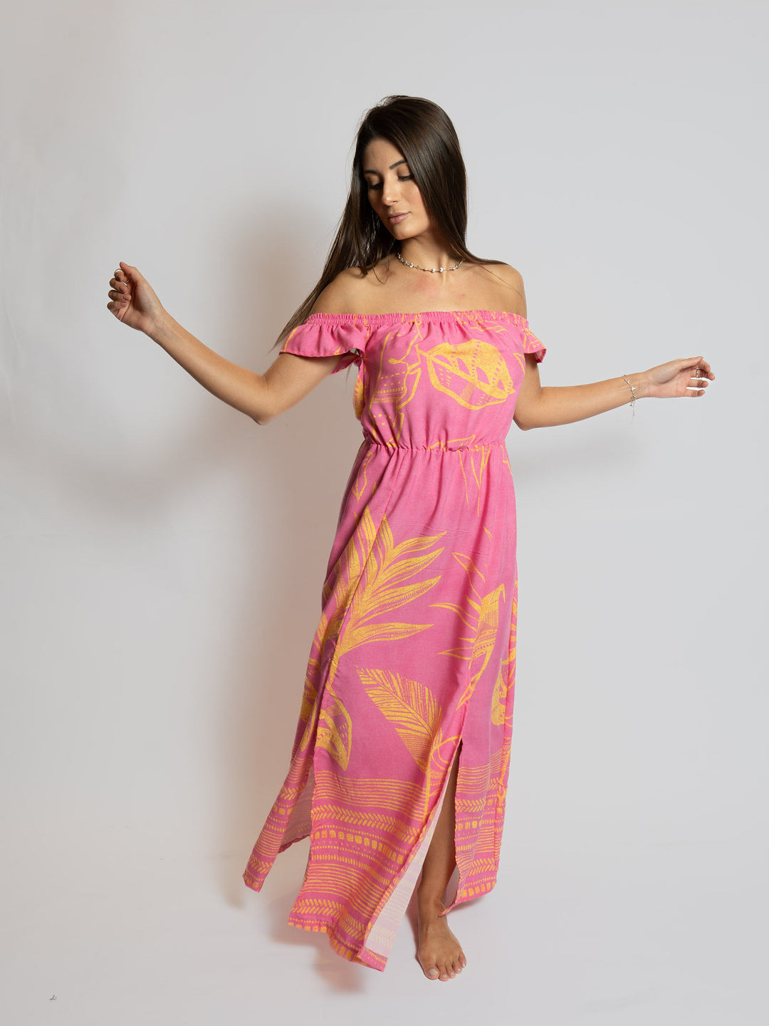 Vestido Amarelo Rosa
