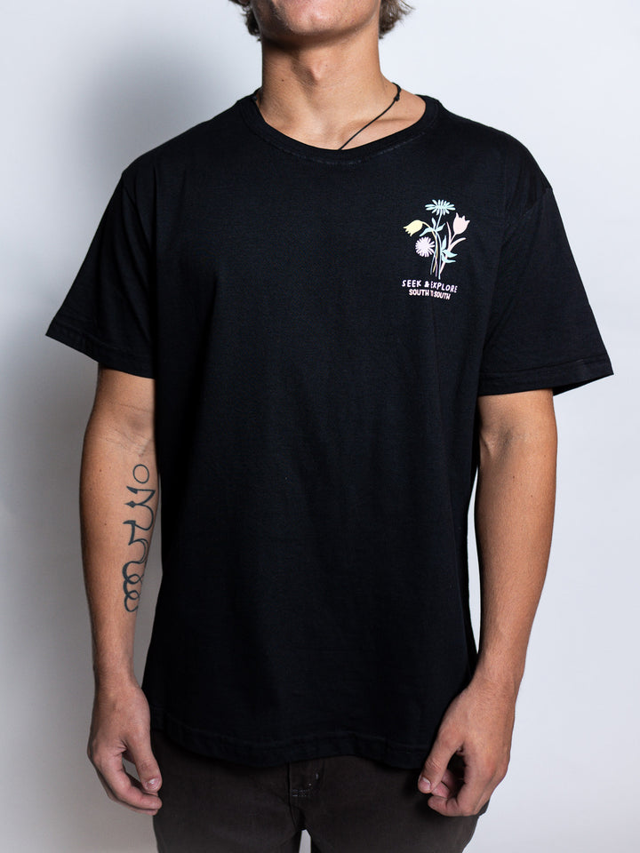Camiseta "Seek & Explorer"