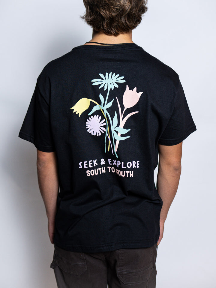 Camiseta "Seek & Explorer"