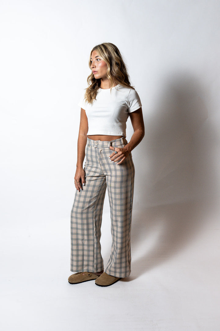 Cropped "Basic White"