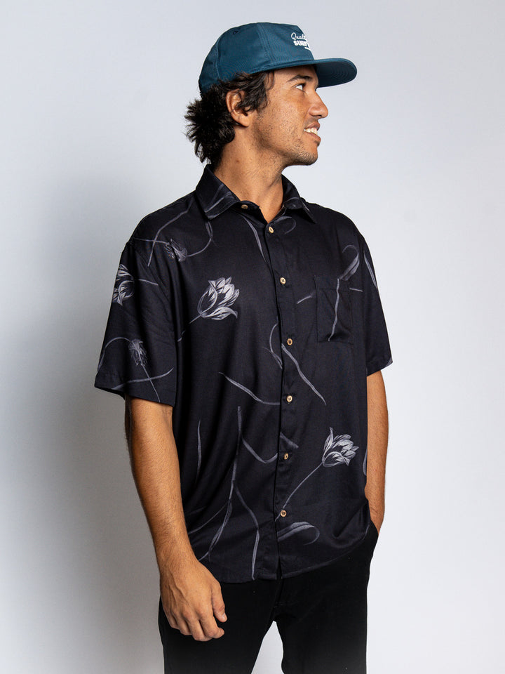 Camisa Manga Curta "Sol Negro"