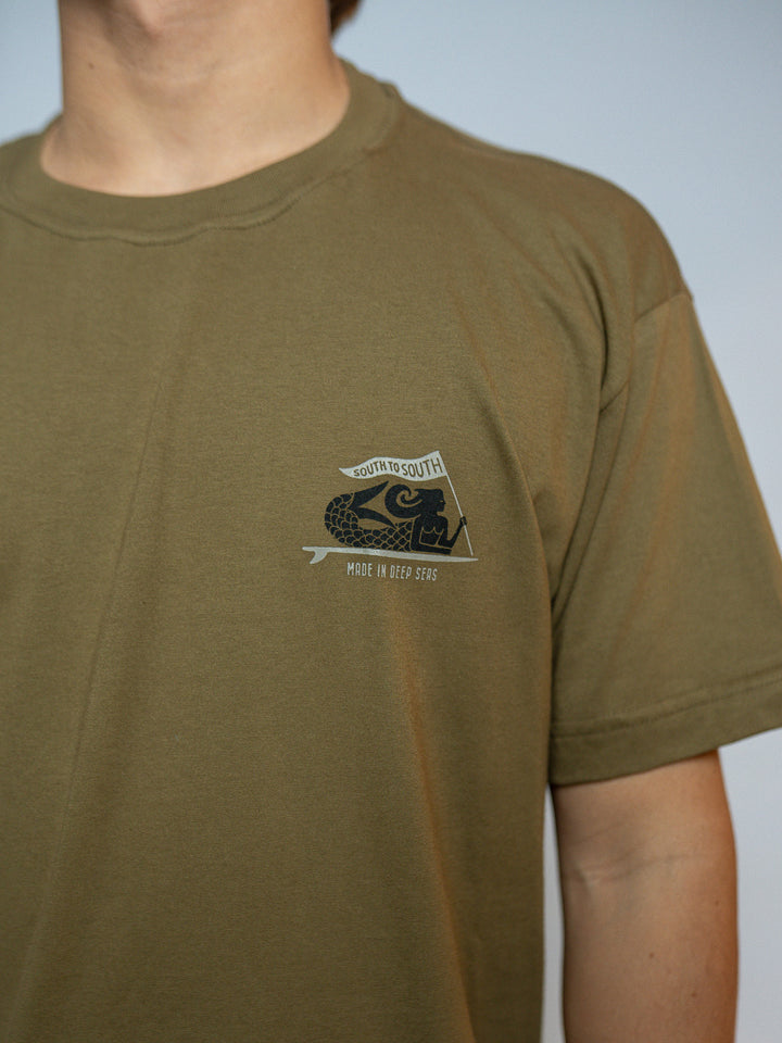 Camiseta "Siren Flag"