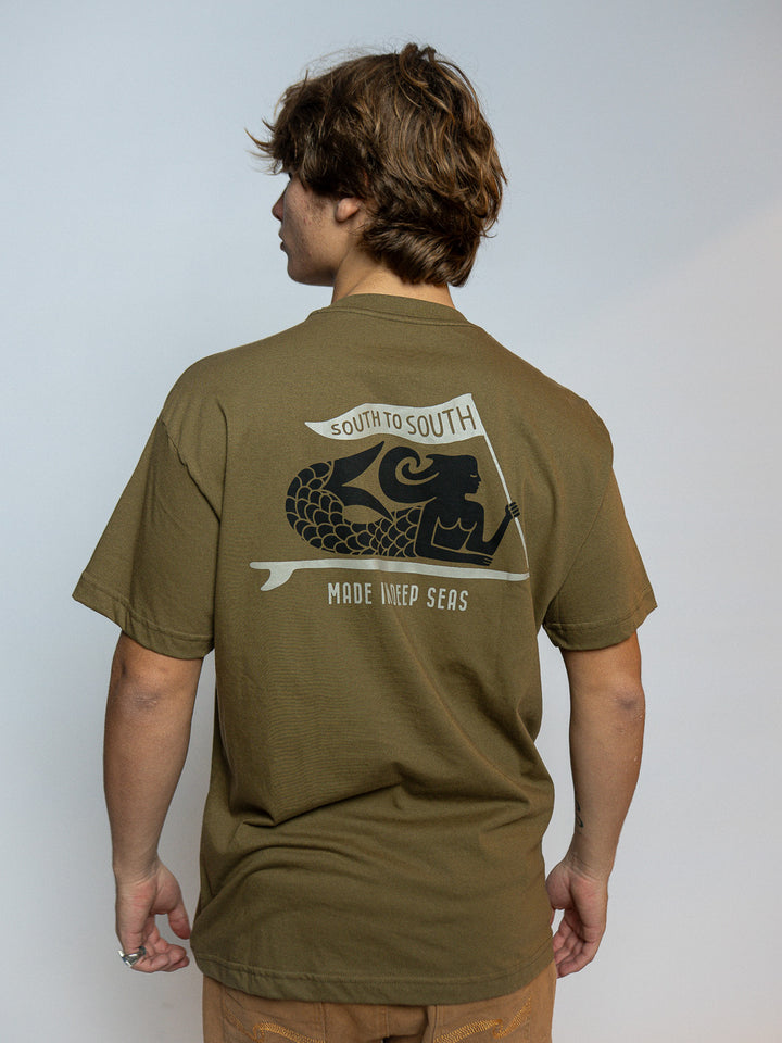 Camiseta "Siren Flag"