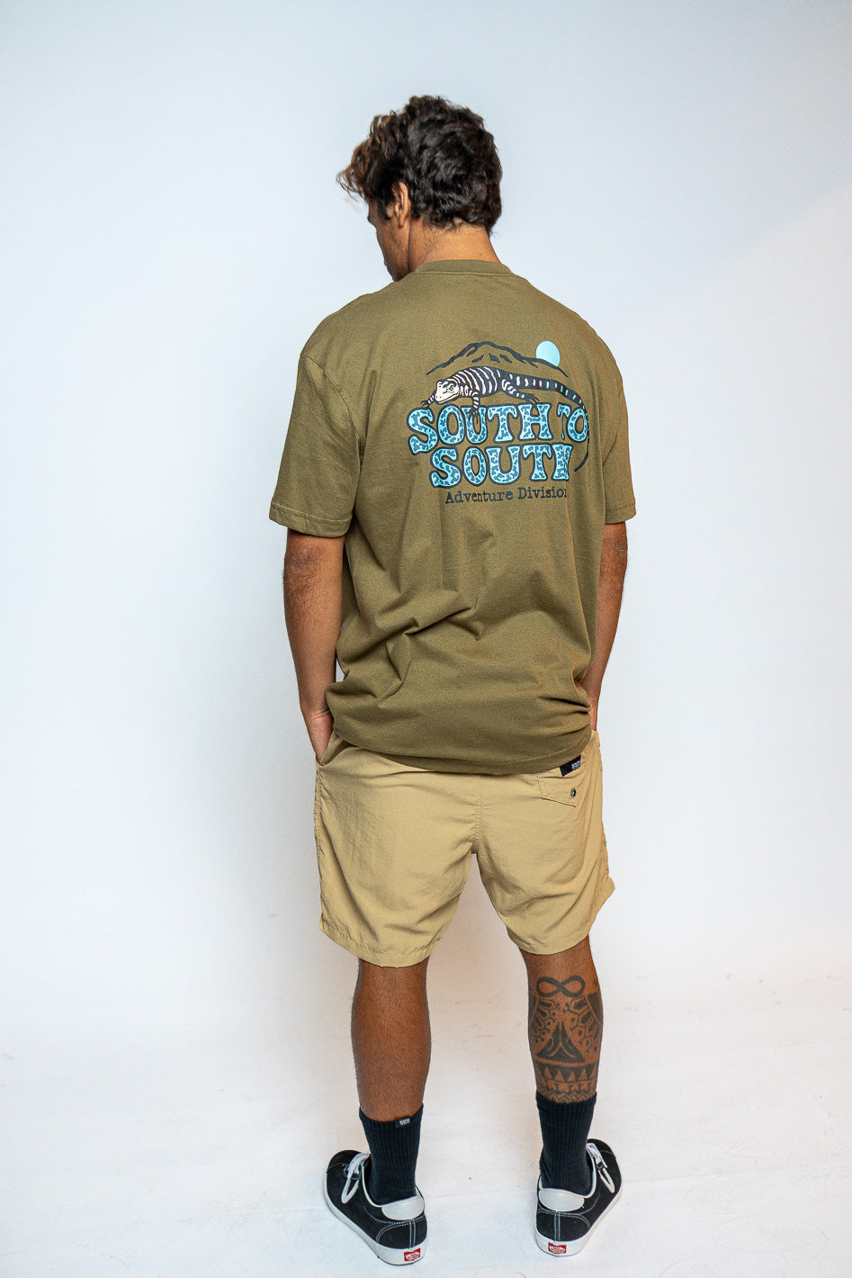 Camiseta Oversized "Iguana"