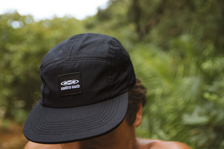 Boné "Label Black"