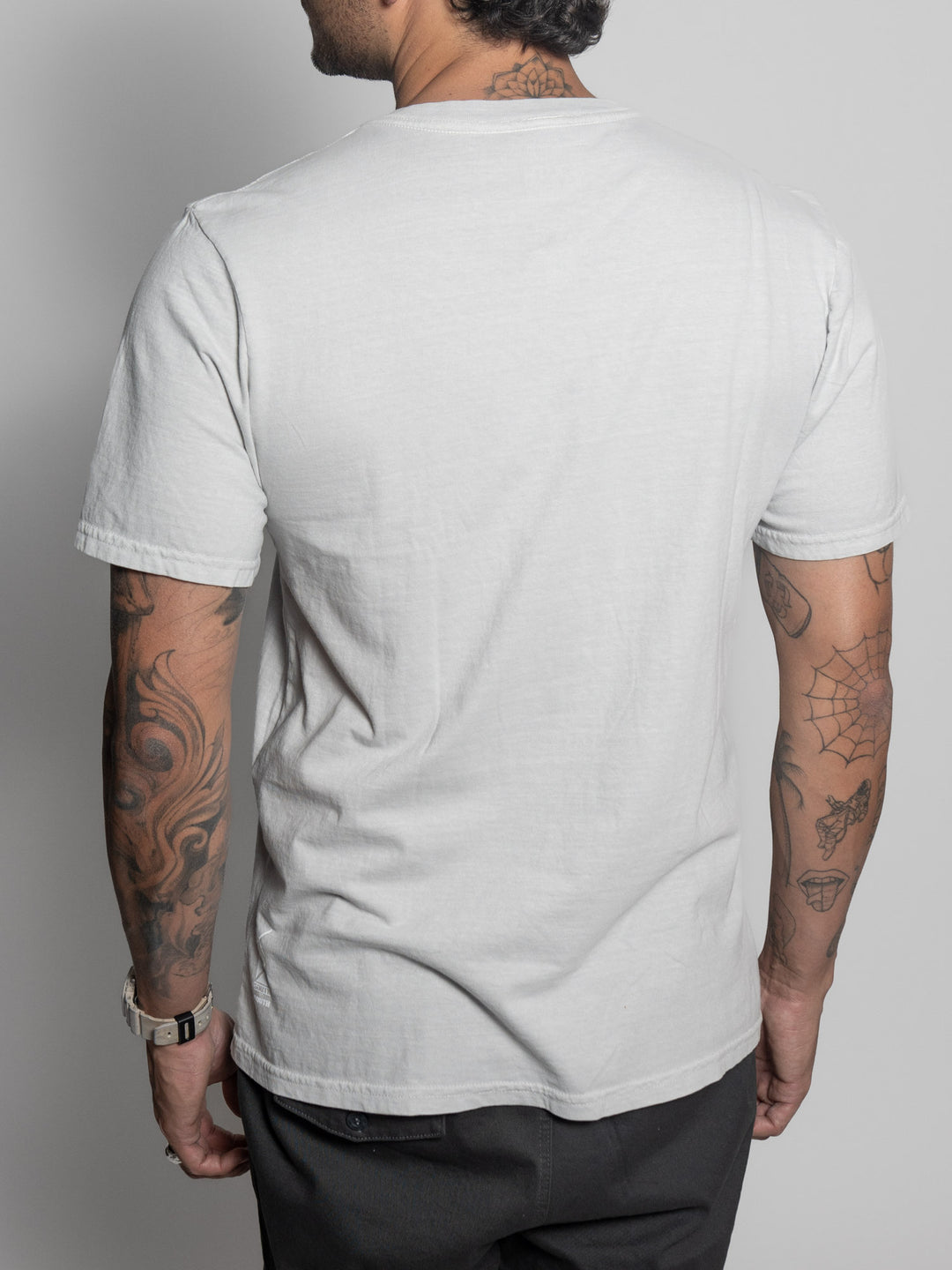 Camiseta "Peace" Premium Stone