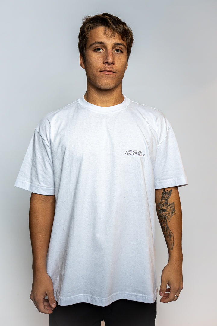 Camiseta Premium Oversized "Peace"