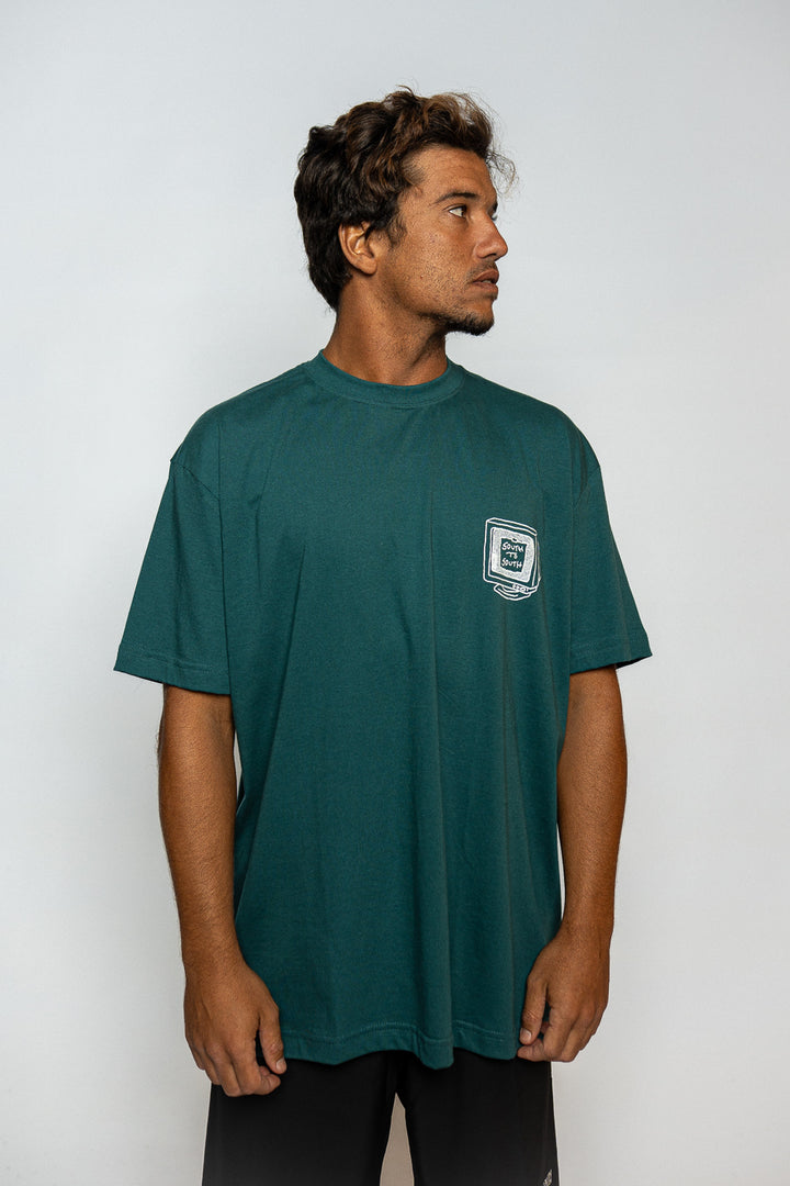 Camiseta Premium Oversized "Gone Surfing"