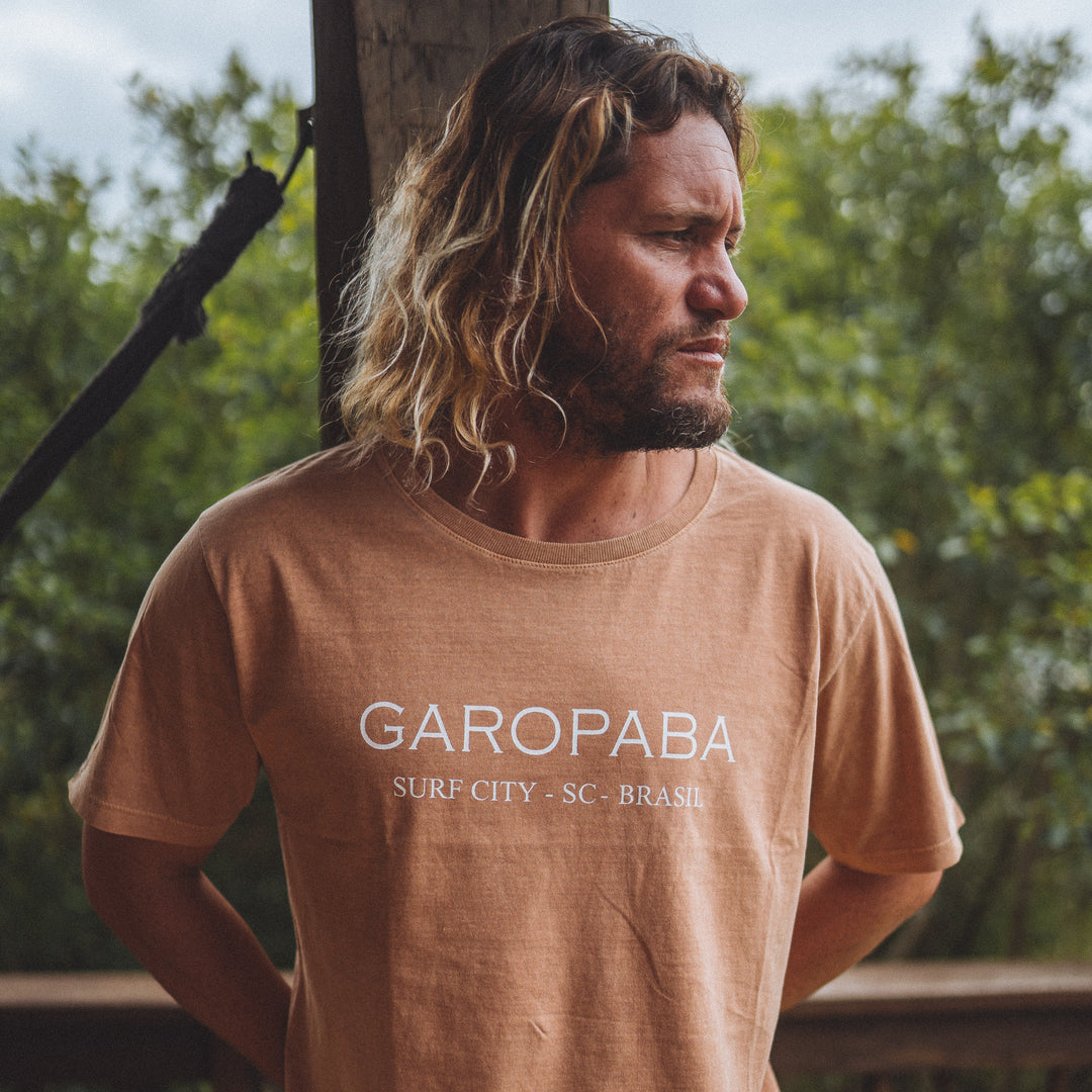 Camiseta Premium Surf City "Garopaba"